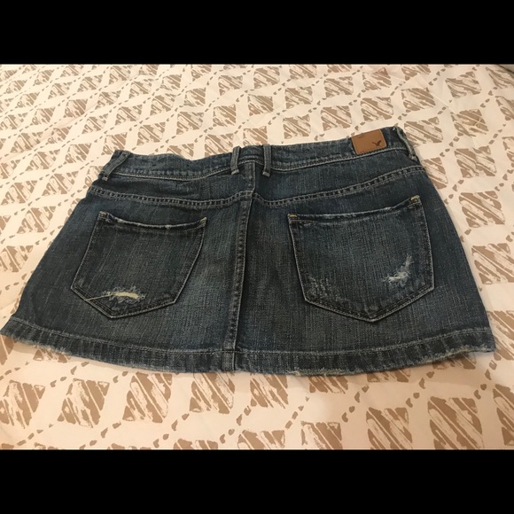 Blue jean mini skirt distressed look size 8 - Picture 2 of 8